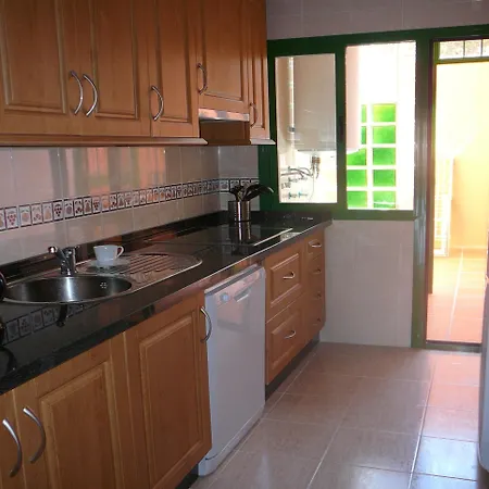 公寓 Costa Del Sol Familyholiday, Seaview, 2 Bedroom, Pool 丰希罗拉