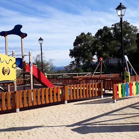 Costa Del Sol Familyholiday, Seaview, 2 Bedroom, Pool Apartment Fuengirola
