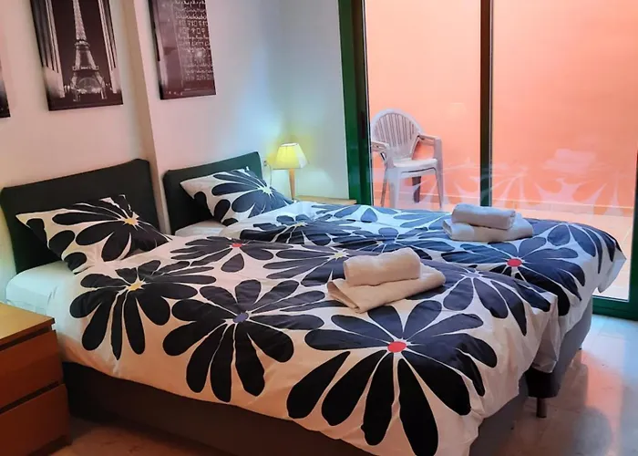 Apartamento Costa Del Sol Familyholiday, Seaview, 2 Bedroom, Pool *