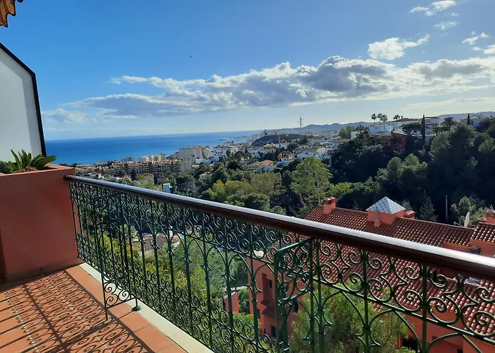 Apartamento Costa Del Sol Familyholiday, Seaview, 2 Bedroom, Pool